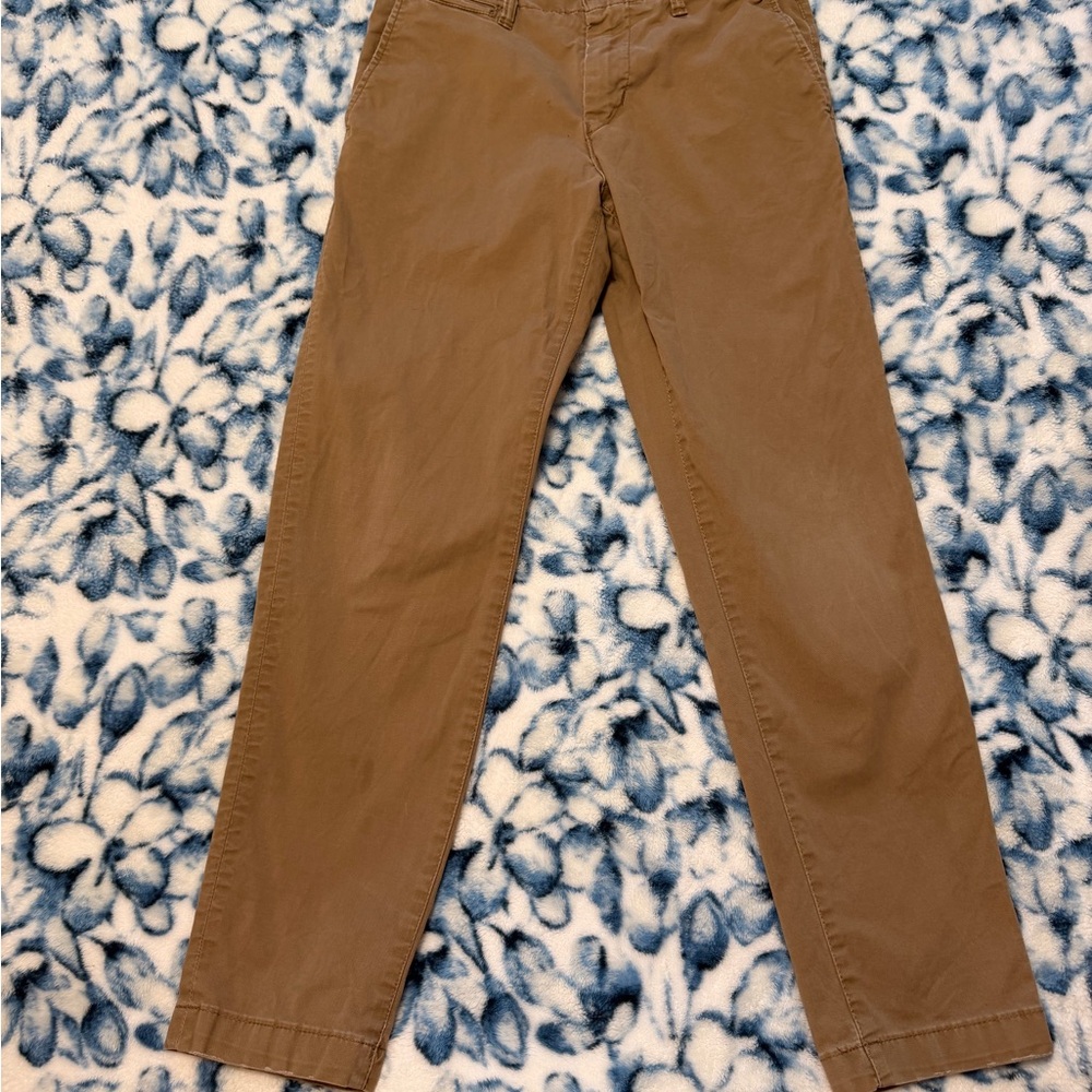 American Eagle Outfitters Men's Tan Chino Pants - Straight Leg 26x30
